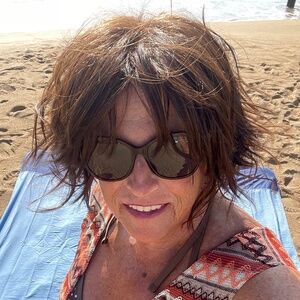 Joss | Ginger Brown Synthetic Wig (Basic Cap)(Heat Friendly)